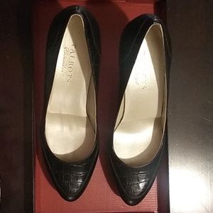 Womens shoes/heels